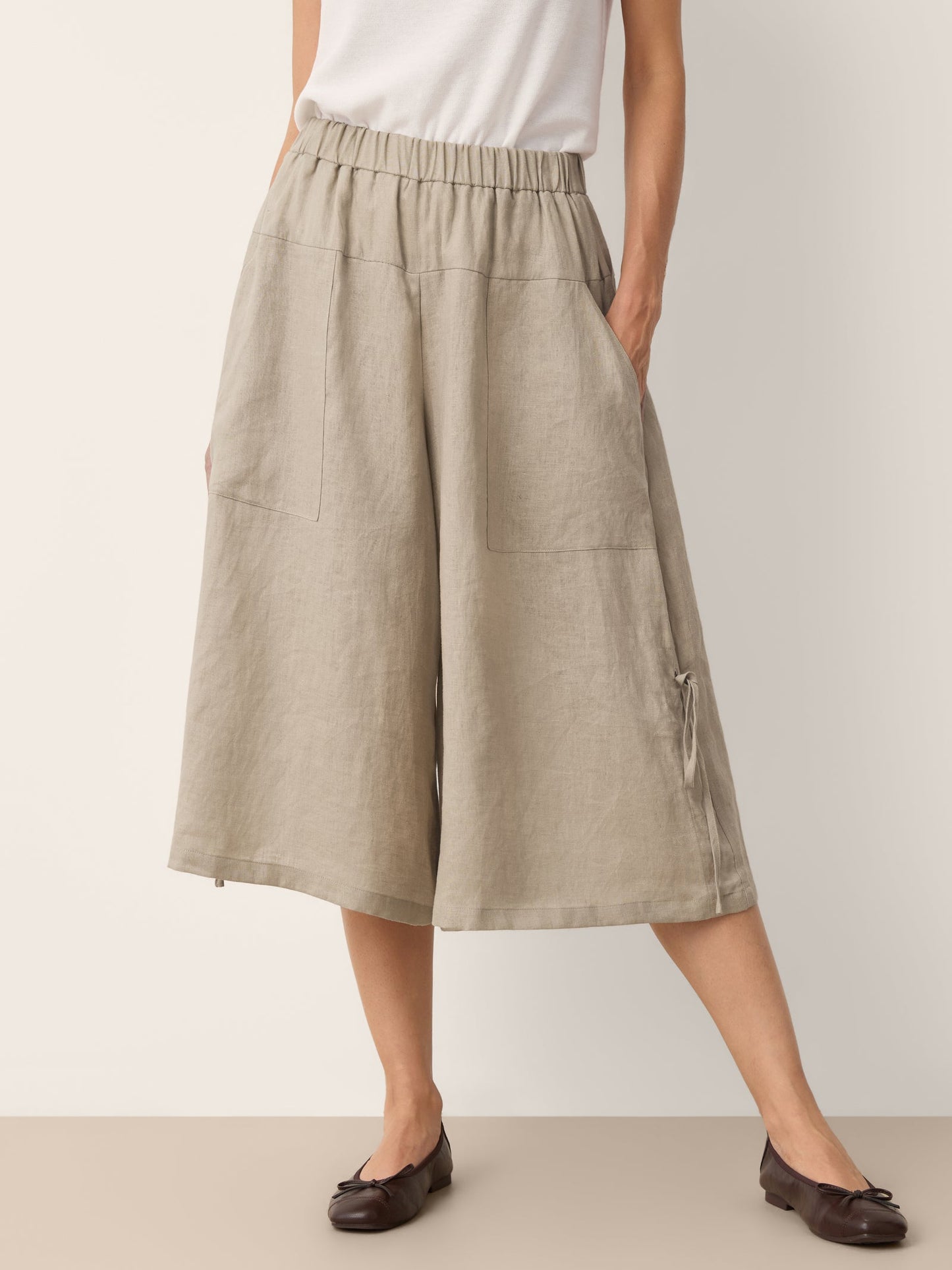 Pantalón de 100% lino con cordón en el dobladillo y cintura elástica con globo CALANTHE