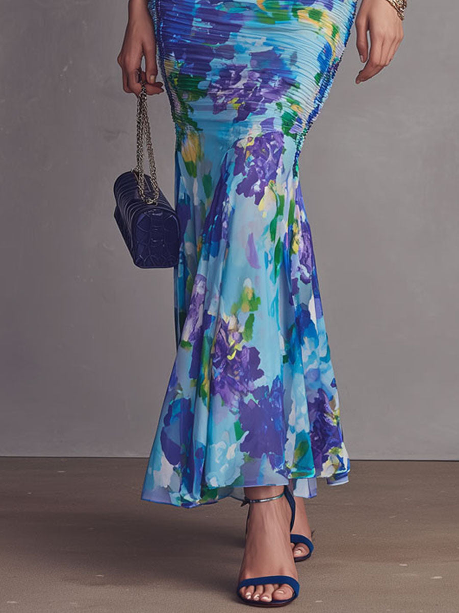 Vestido maxi de sirena azul con estampado floral, romántico y bohemio, con escote en corazón y fruncido