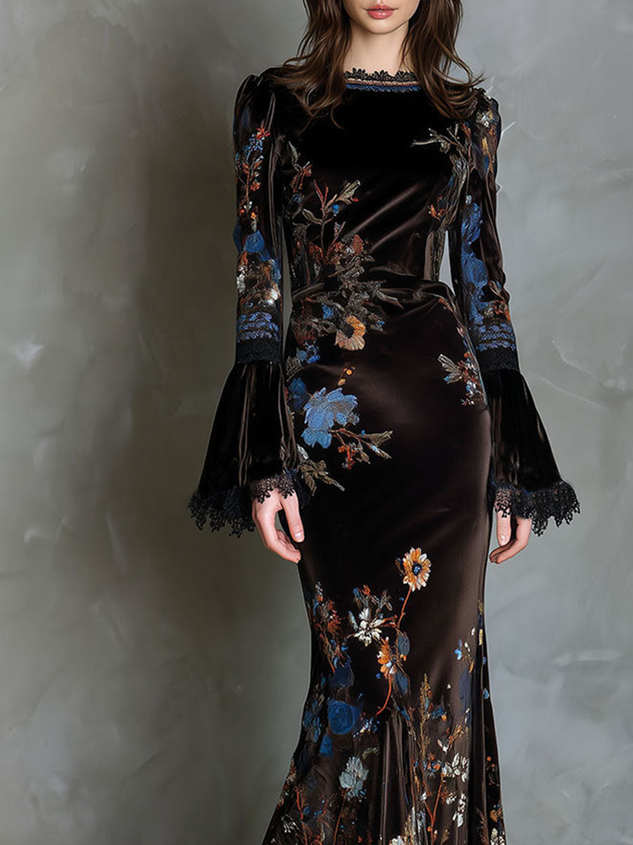 Vestido de gala de terciopelo azul medianoche con estampado floral y ribete de encaje